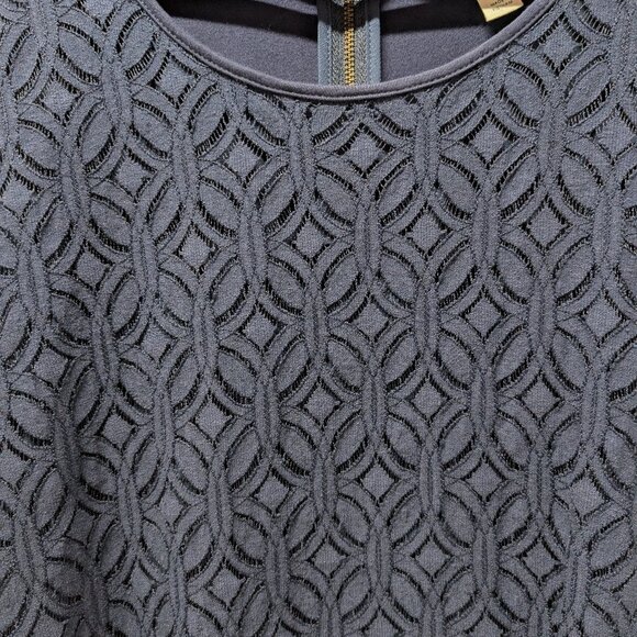 Market & Spruce Hans Crochet Front Mixed Material Top in Navy Blue - Picture 6 of 13